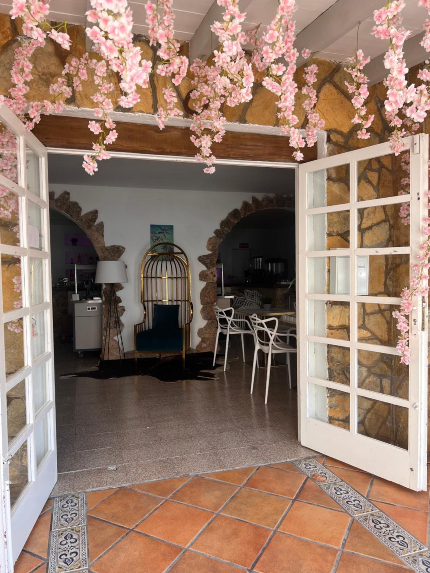 Bhc Boutique Hostal Cala Millor Cala Millor  Bagian luar foto