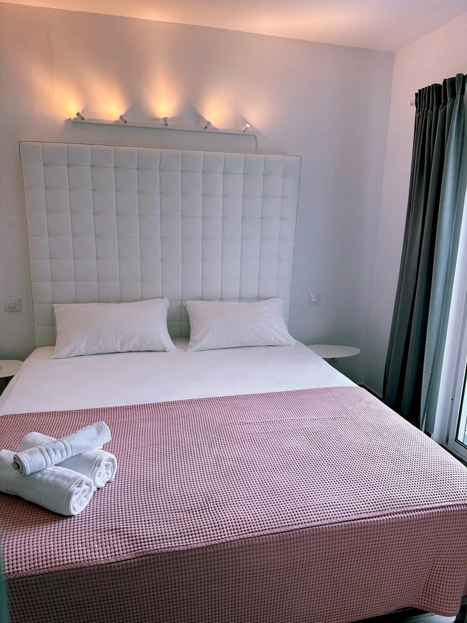 Bhc Boutique Hostal Cala Millor Cala Millor  Bagian luar foto